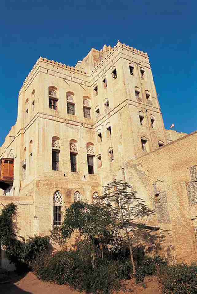 է�ȵõ����ú;��½���������й���ʹ֮���нܳ��Ŀ��ź���ʷ��ֵ