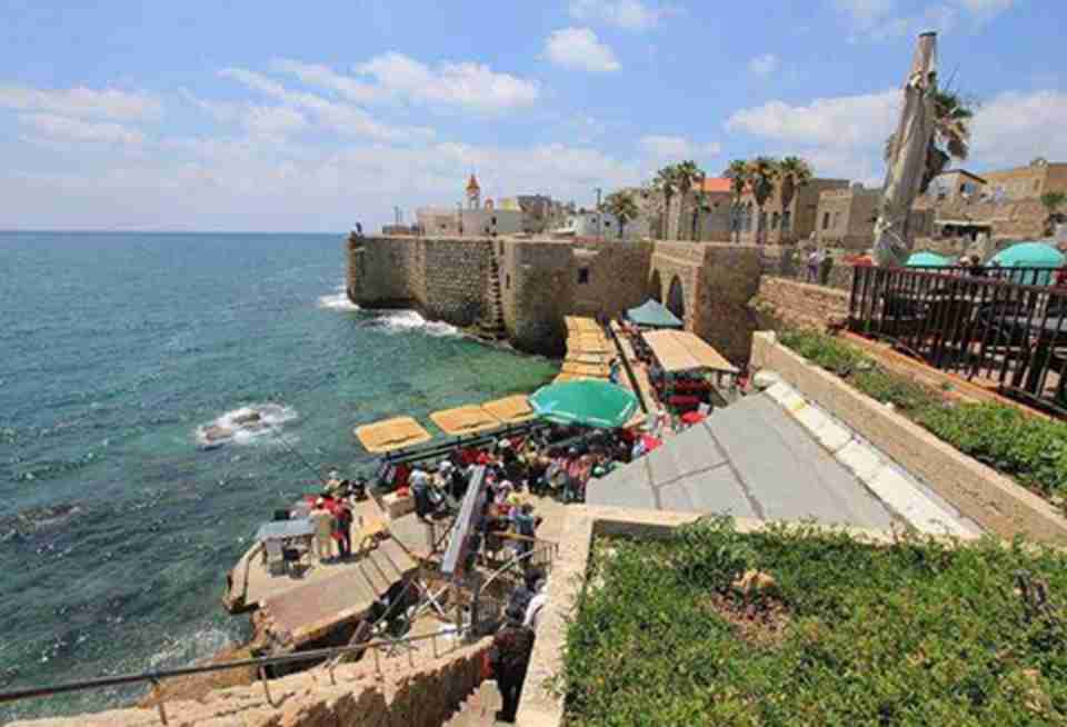 ���˹ų�λ����ɫ�б����Ĺ��Ϻ��۳��а���