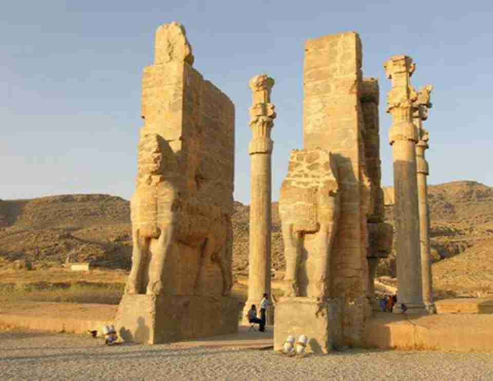 �ִ�������Ҫ��������Ϊ������ש�ṹ��ש�ϴ��д���Ш������