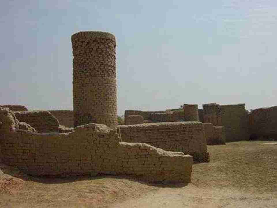 ���귱���ĳ��У����ڽ�ʣ��һƬƬש�߲м�