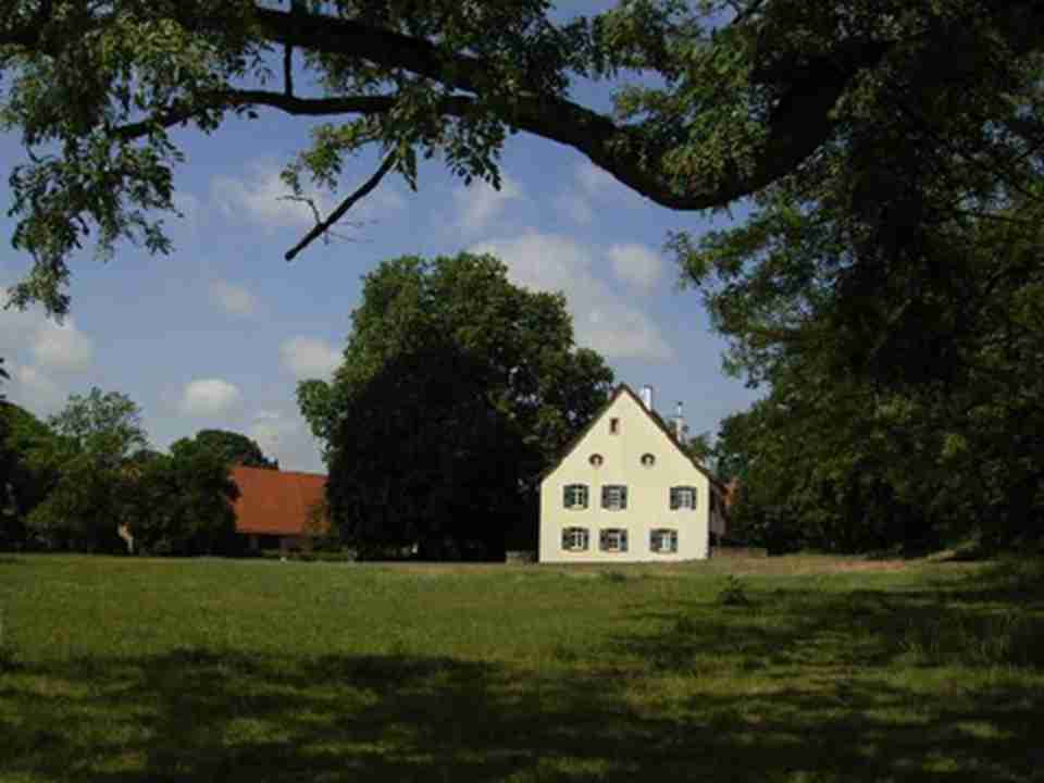 ���ʩ�޵�Ժλ�ڵ¹����ϲ�������-���������ֶ�˹�еĶ�������