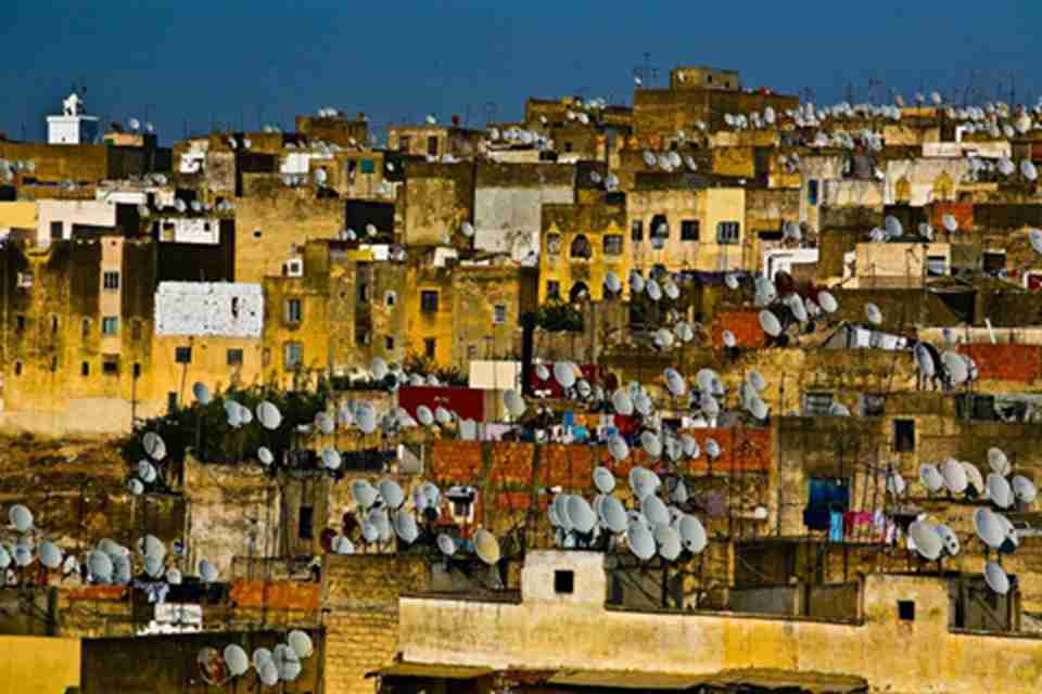 ��˹�ǽ��ڹ�Ԫ9���ͣ����������������罨���Ĵ�ѧ