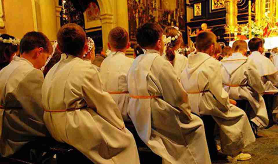 ��ʥ����������ʢװ