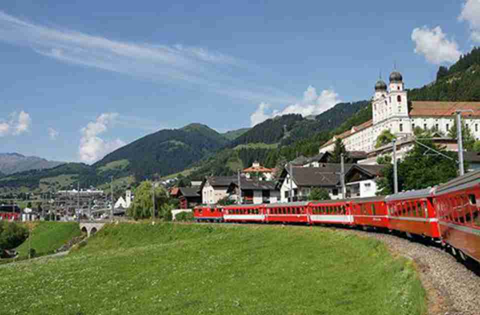 �����������������ɵ���������·��һ���Ƽ��뾰��������ϵķ���