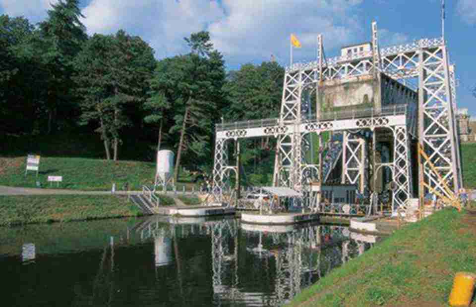 2002������Щ�������������ѱ�����Ϊ������