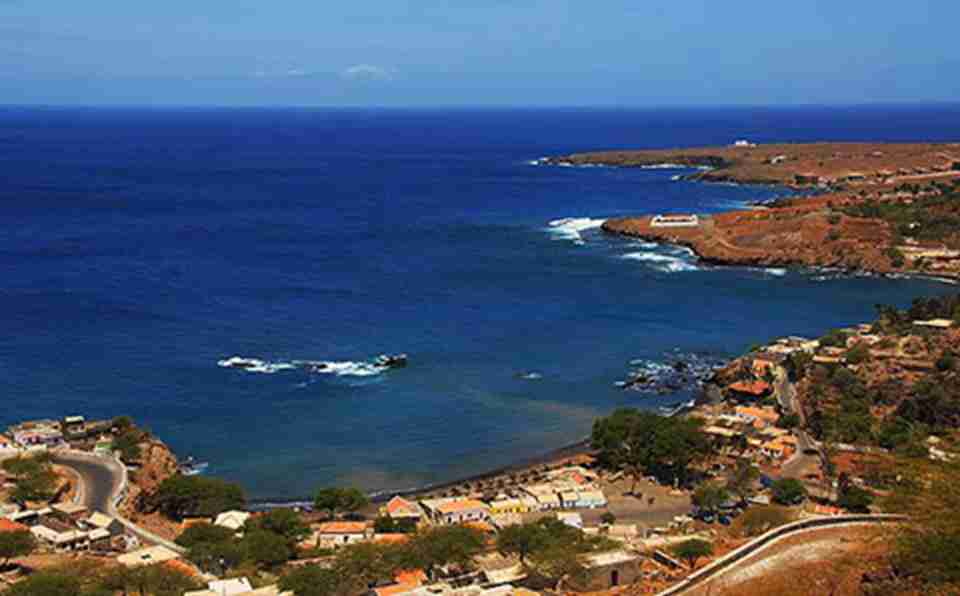 ��ý���Ϊ����ɫ���ǡ�