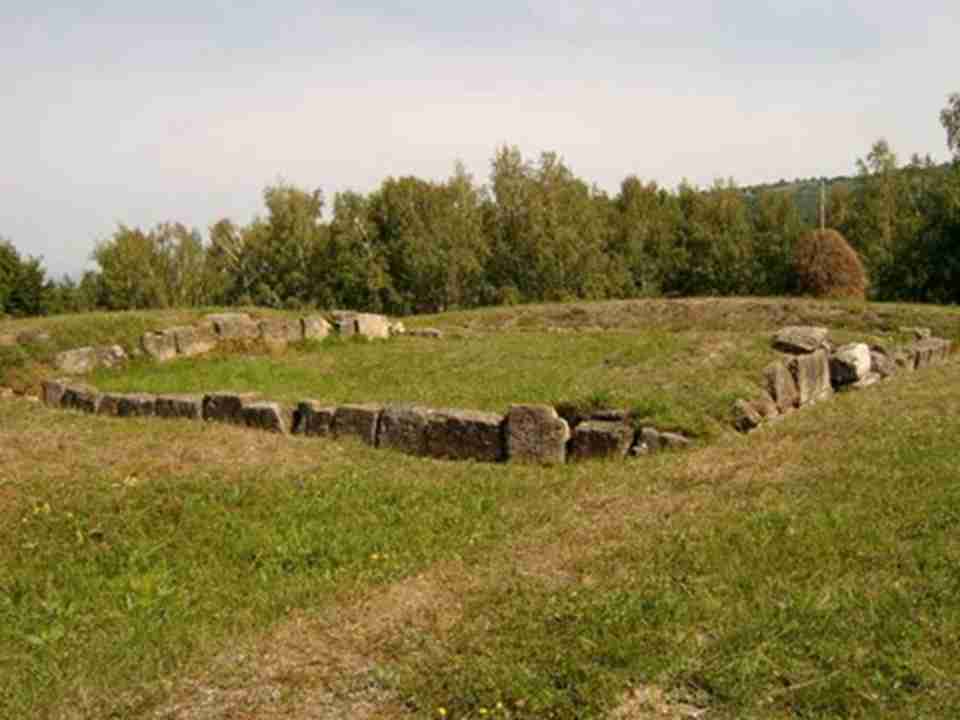 �����ǳǱ��޽��ڹ�Ԫǰ1���ʹ��Ƕ���ͳ��ʱ��