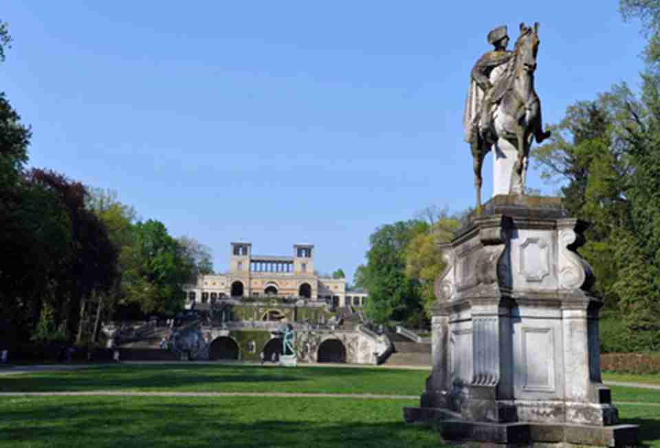 ����������������û���ƻ����岼�ֵĺ�г