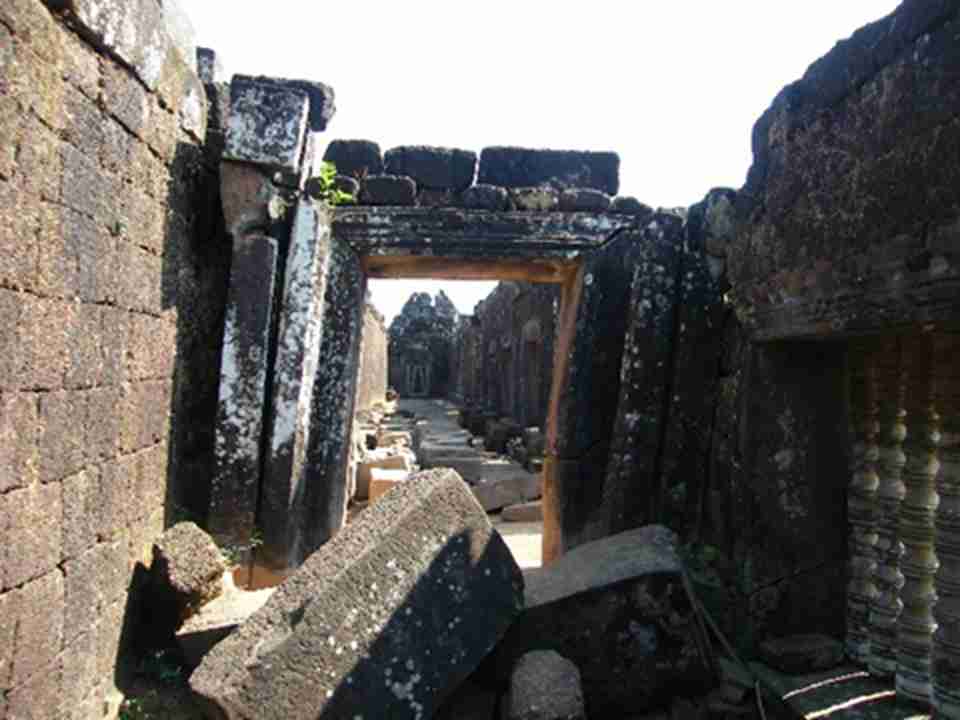 �ֳ�һ������Ϊ���������Ϊ�ϱڲ�ԫ�������ż�