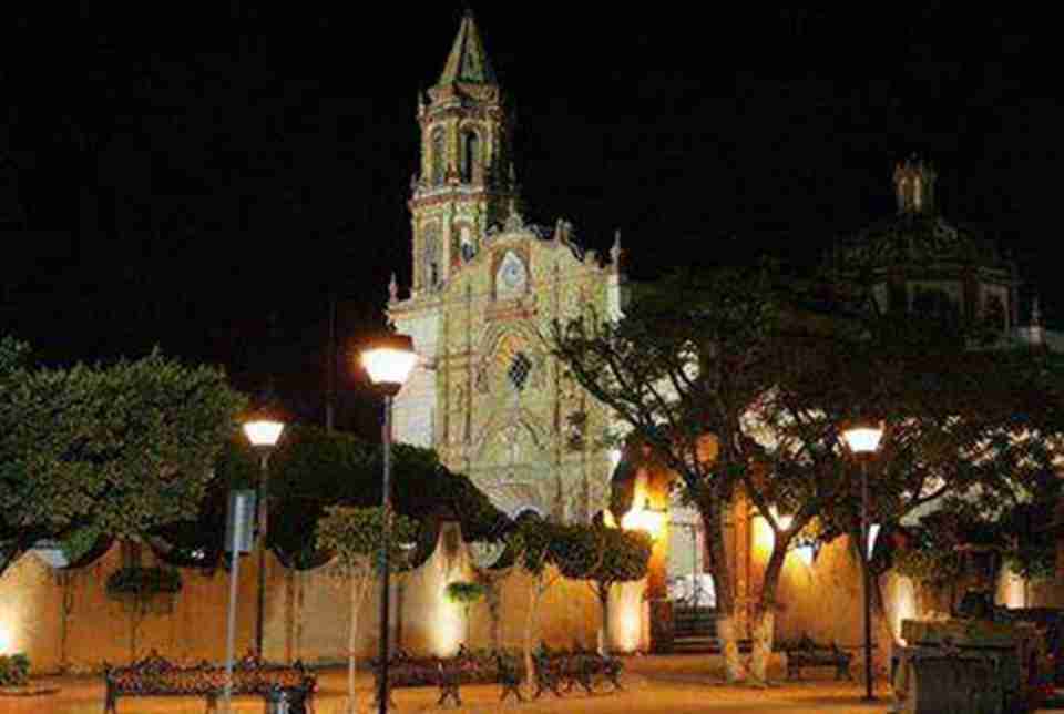 ������Χ�����۾ӵر��������Ǳ����ĵط���ɫ