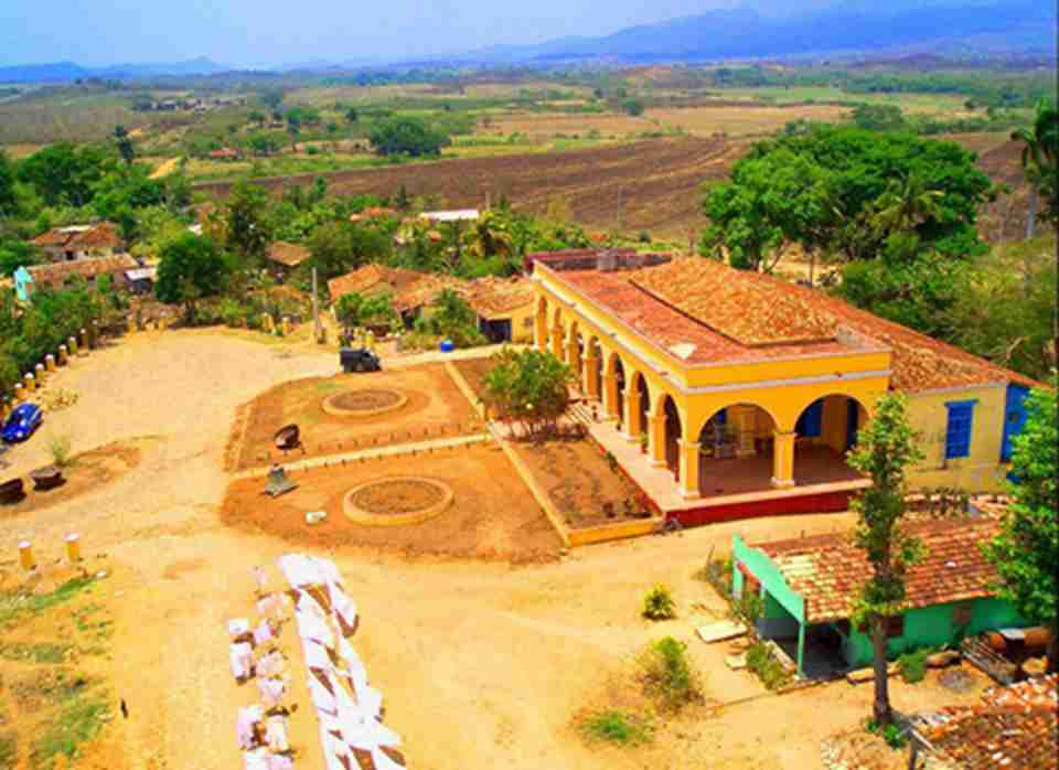 ��һƬɽ����18���͵�19����������һ������ҵ����