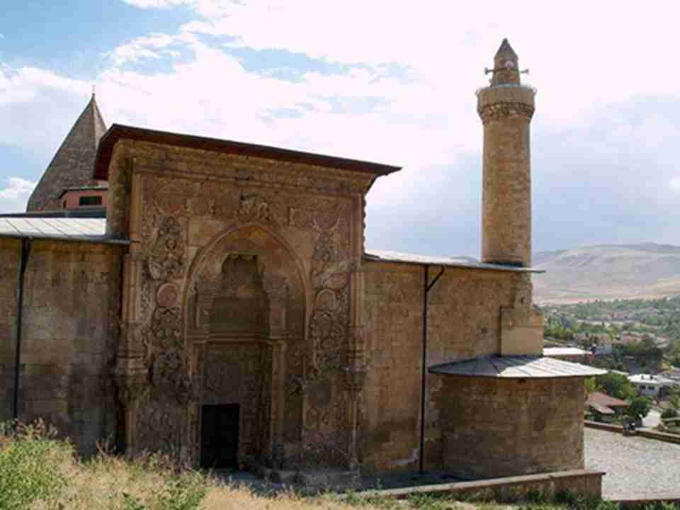 ����Ⱥ�����ڳ���������ַ��������