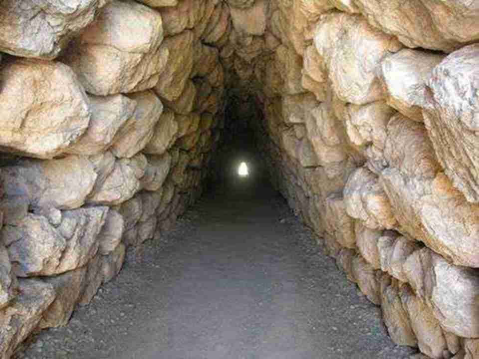 ��ͼɯ��ַ���ڶ���ʯ��ս�Ե���λ����