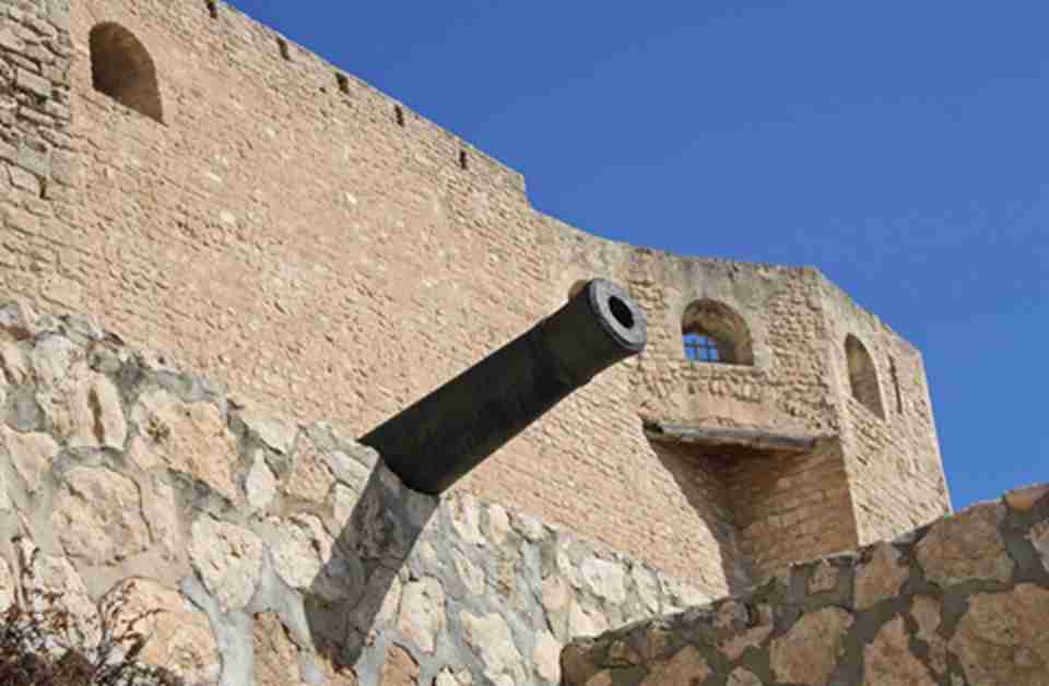 �����з�������