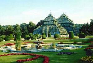 ��Ȫ���������㲮�׹����Ĺ���λ�ڰµ����׶�άҲ�ɵ���������