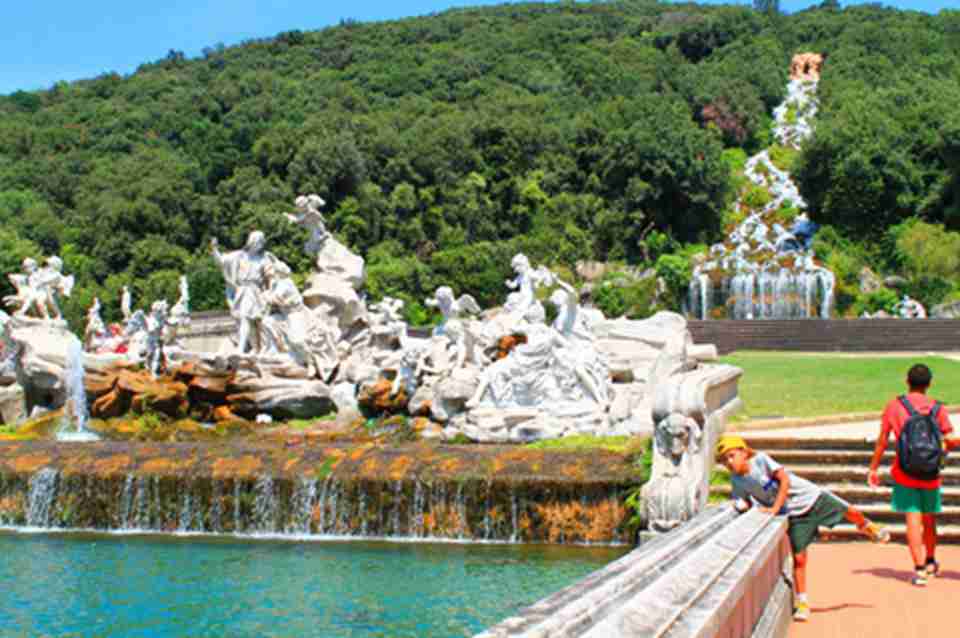 ԰�ڵĵ�����ˮ�������ӳ�������쳣