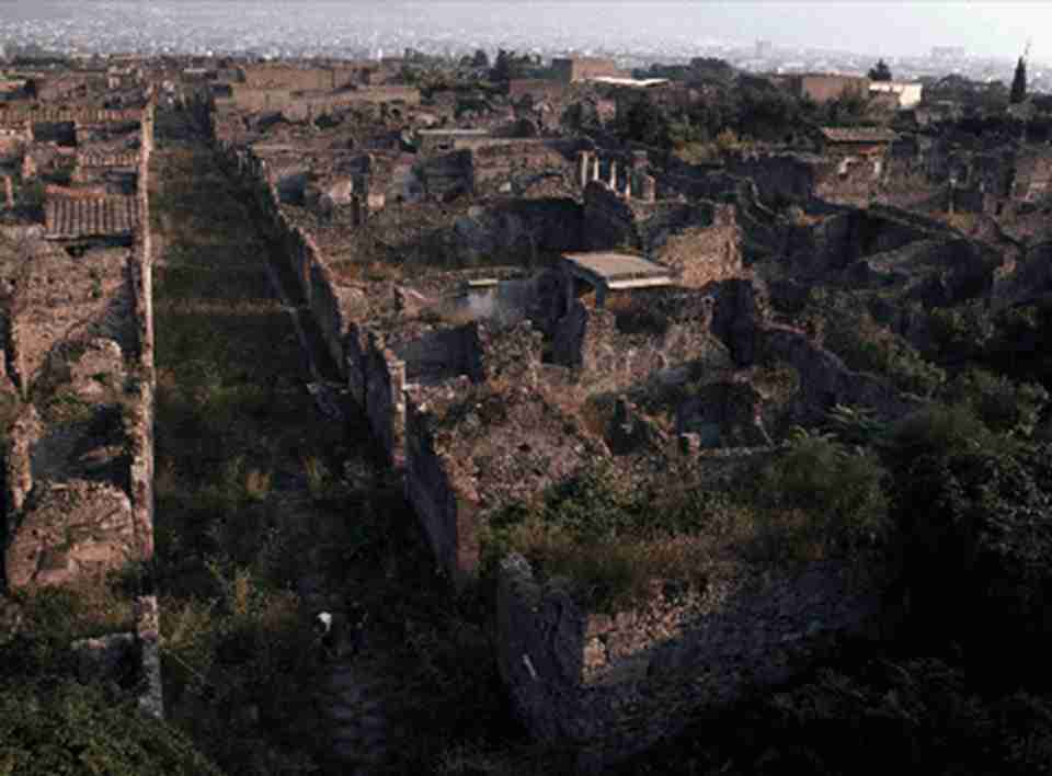 �����ռ��Լ1.8ƽ������