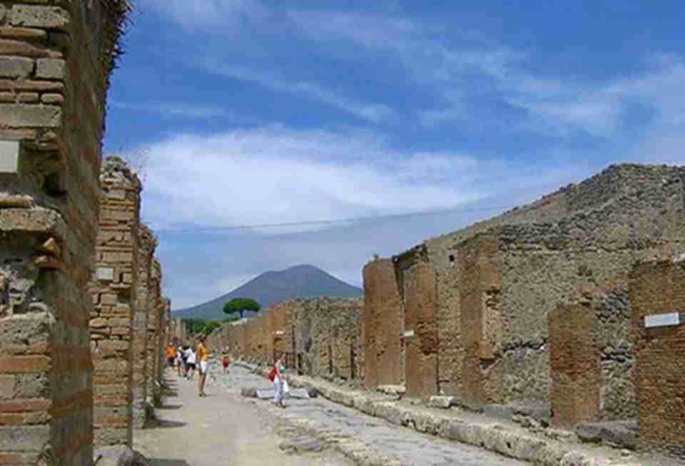 �ֵ�������һ����¥��סլ����������