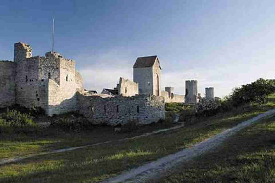 汉萨同盟城市维斯比城墙是北欧保存最为完好的城墙