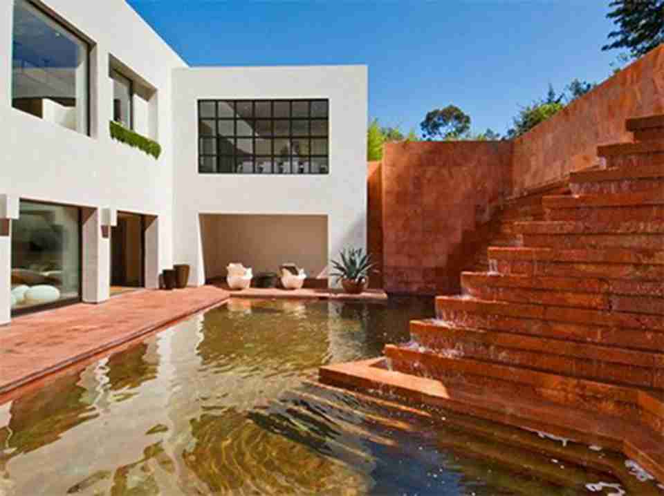 ·��˹&bull;�����ɹʾӺ͹�����λ��ī�����׶�ī����ǳǽ�