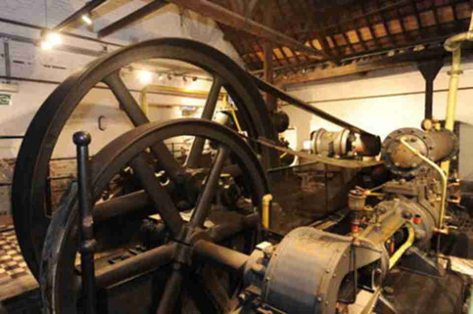 ����ַȺ��֤���ڹ�ҵ�����ļ���