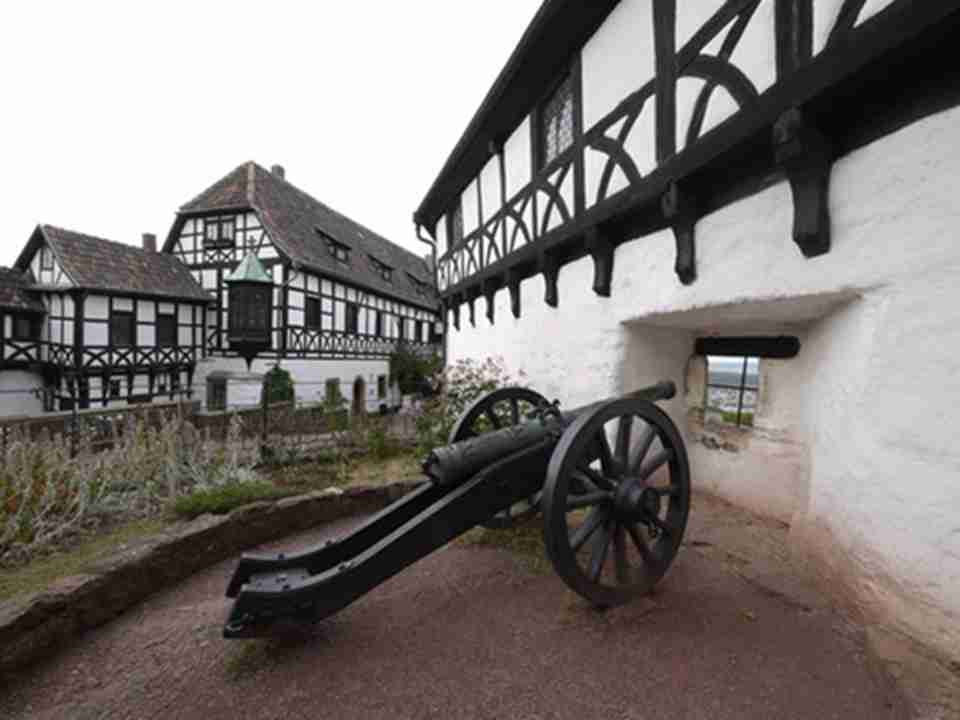 �߶��ر���Ŀǰŷ�ޱ����������������͹ųǱ�֮һ