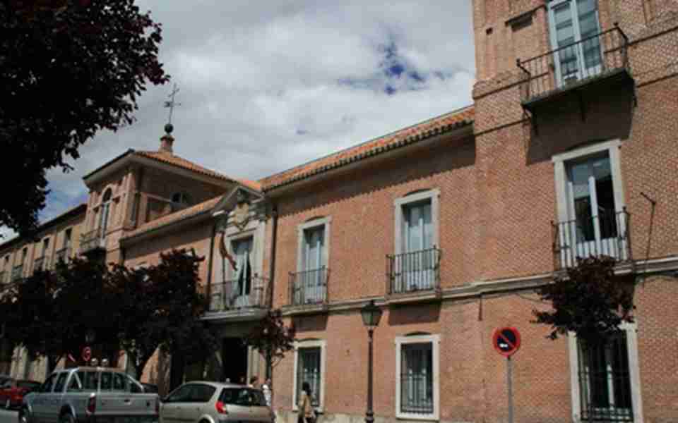 ������˹����ѧ�Ǽ���ʷ��λ��������������������������˹��