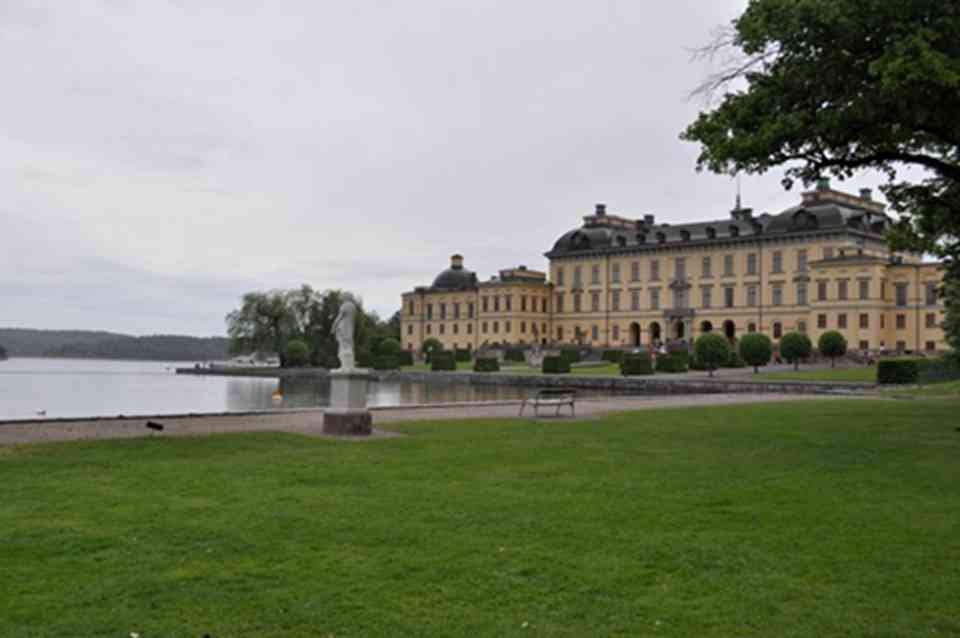 ������������Ħ�ʹ�λ��˹�¸��Ħ����Ĭ��������Ů������