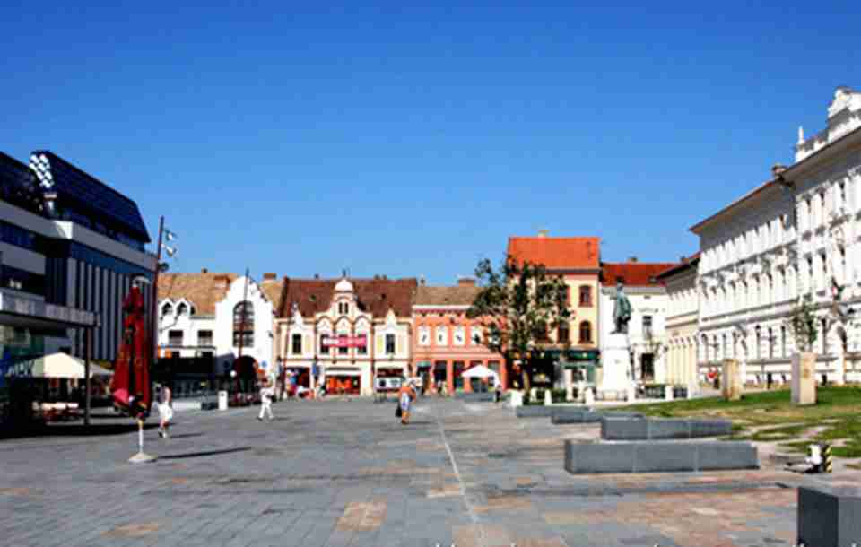 ���ж಩��ݣ����С�����Ժ֮����������