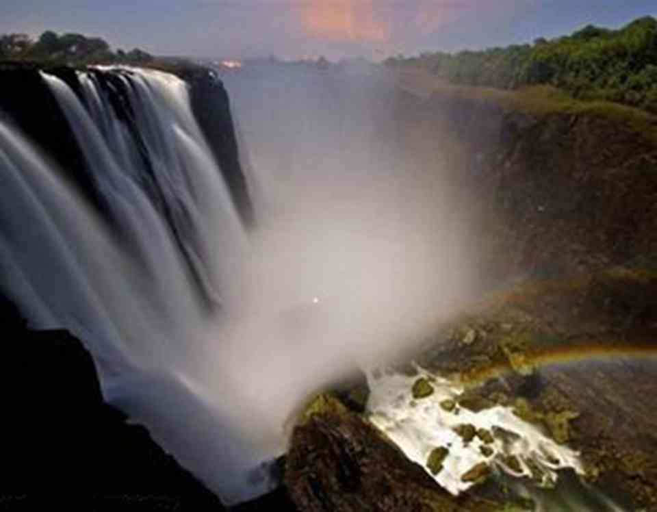 ����̶����һ��������Ԩ�о޴�Ĵ���