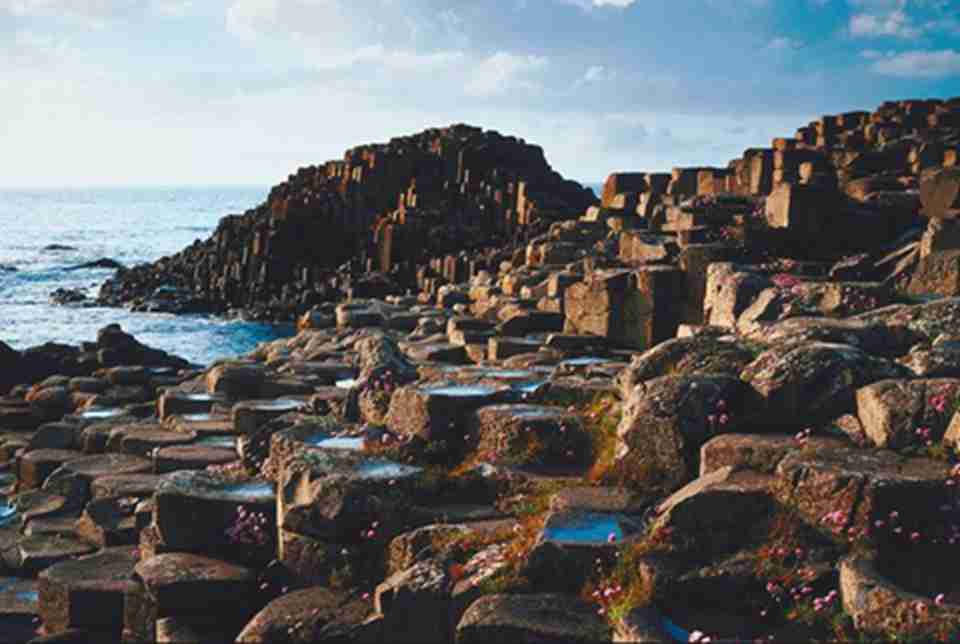 ������֮·��λ�ڱ�������������ƽԭ����