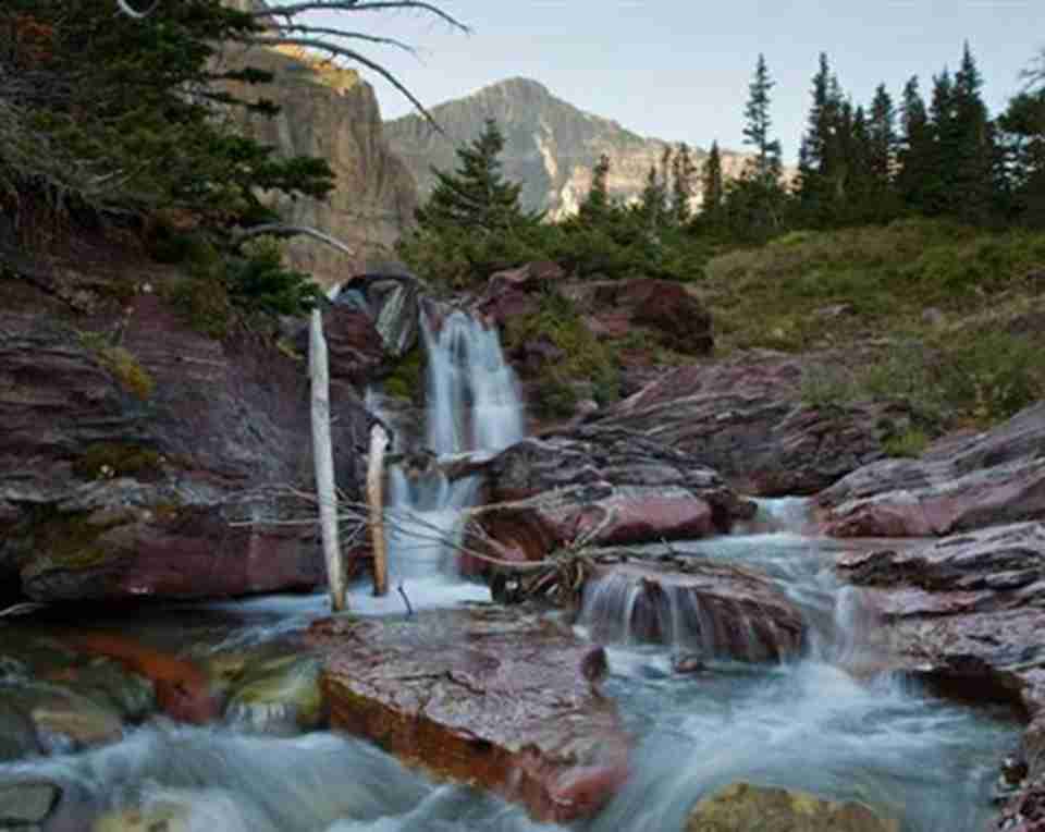 ��ԭ���ɽ��ȱ�����µش�����Ҳ�����յ�ɽ���������½���ӹ�ͬǿ��������ʴɽ�ŵĽ��