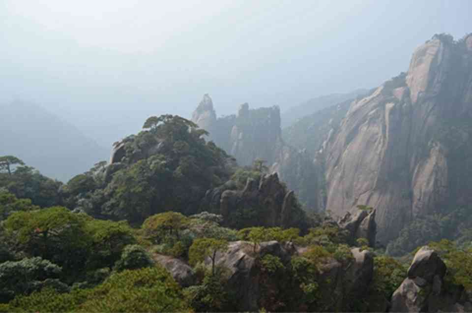 ����ɽ���ҹ�԰�ǹ����ص�羰��ʤ����ӵ���ڶ�������������ҩ�ĺ����Ķ���