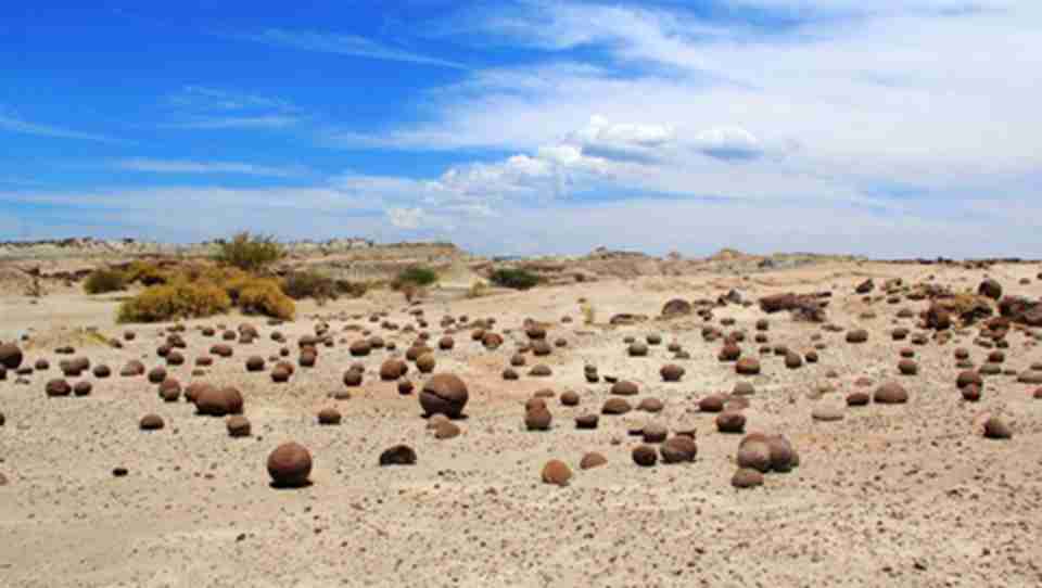 �����о��2.45������2.08����ǰ����������ʱ�ڵĺ����������������γɵĴ�½������