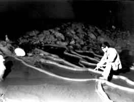 ͼ7����Ѩ��ʯ��