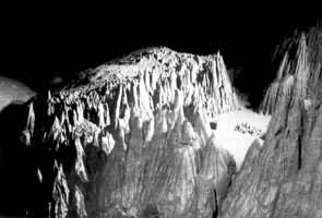 ͼ8����Ѩ����