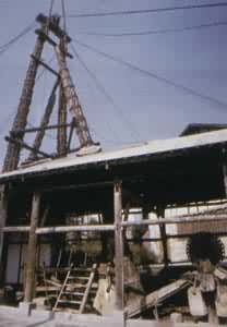 �Թ��γ��ğ�������1835�����������ʽ���귨�����1 001.42�ף����й�Ҳ�������ϵ�һ�ڳ���ǧ�׵��