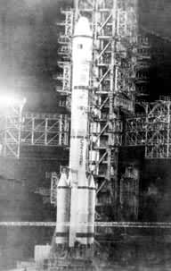 ͼ3 �����������ܶ����з��׵硢����ľ����λ�Ŀ��