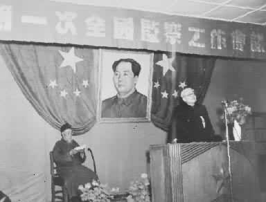 1951��4���л����񹲺͹���һ��ȫ����칤�������ڱ�������