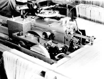 ͼ1���̶�ʽ�Զ��Ӿ���