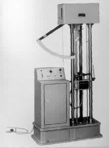 ͼ1���ڴ�ʽǿ����