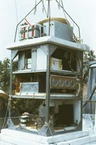 ��ѧ����Я����װ�пռ�̽�������ĵ���