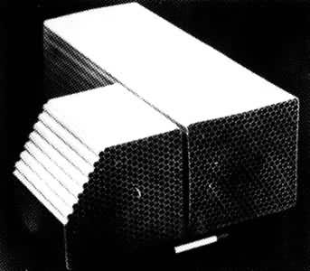 ͼ1  �߻�ȼ��¯�õķ���״�߻���