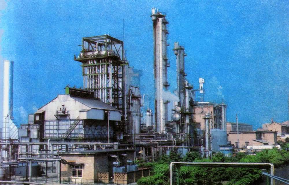 ��Ȼ������ת���ƺϳ���һ��¯