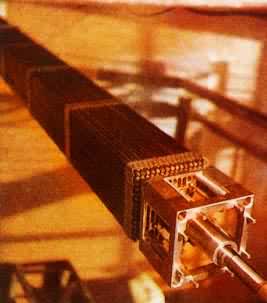 ��Ӧ�Ѻ�ȼ�����