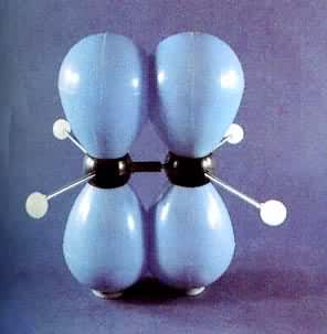 ͼ ��ϩ�����е�һ���м�����ɫ��