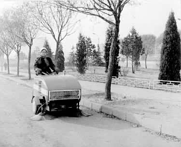 ͼ1��С��ɨ·������