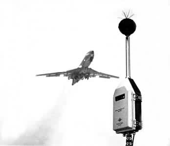 �����ɻ�����