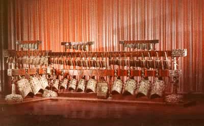 ս�����ڵ���ͭ�������������ұ���