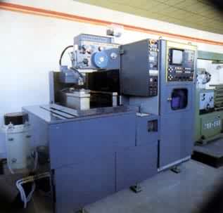 ���ص�����и����